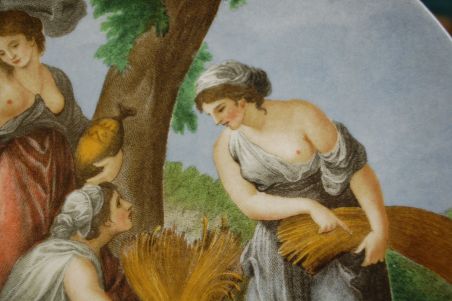 (n-7023) Portselanist seinataldrik "Naised" (n-7023) Portselanist seinataldrik "Naised"