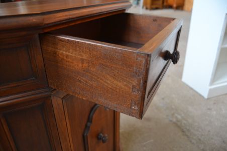 (n-7025) Kummut (n-7025) Kummut