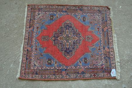 (v-100) Villane käsitöövaip IRAN 0,8x0,9m