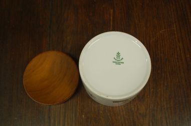 (n-7042) Bavaria Winterling Marktleuthen, mereteemaline kaanega toos