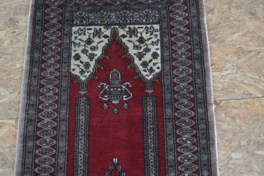 (v-113) Vaip 0,6x0,9 m