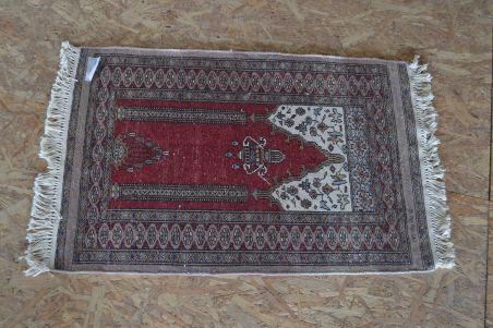 (v-113) Vaip 0,6x0,9 m