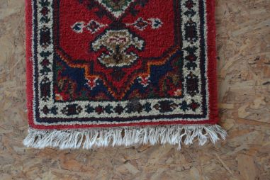 (v-117) Vaip 0,4x0,6 m