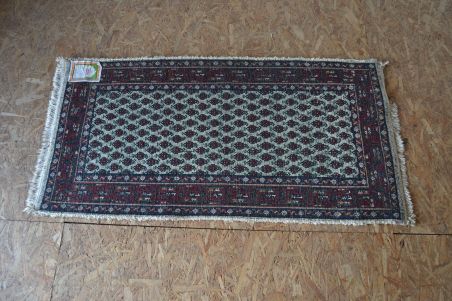 (v-121) India käsitöövaip 0,7 x 1,4m