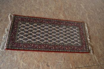 (v-122) Vaip 0,67x1,4m