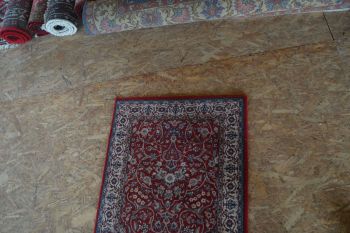 (v-123) Vaip 0,7x1,4m 2