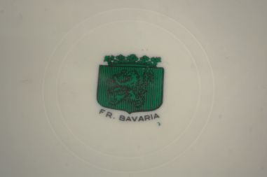 (n-7055) F.R. Bavaria vaagen "Lapsed söövad pirukat"