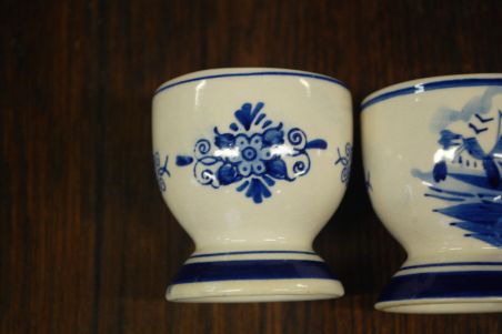 (n-7056) Delft Blue, käsitsimaalitud munatopsid, 3tk