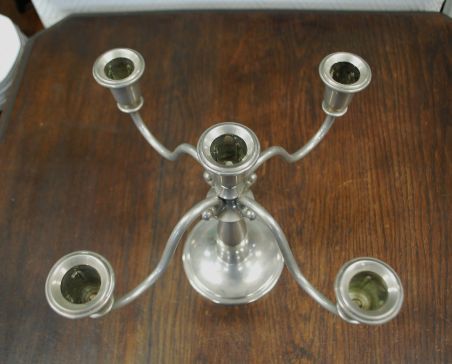 (n-7066) Metallist küünlajalg