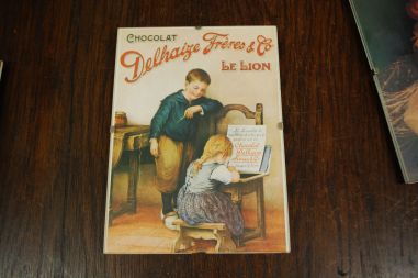 (n-7072) Vanadest maiustuste ja šokolaadireklaamidest pildiseeria, 5tk