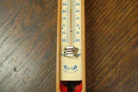 (n-7075) Precision, termomeeter (n-7075) Precision, termomeeter