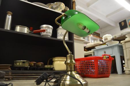 (L-684) Rohelise kupliga kirjutuslaua lamp