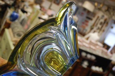 (n-7088) Suur uhke mitmevärviline klaasist kauss