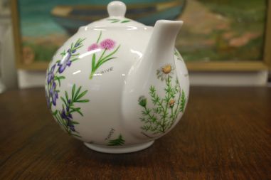 (n-7091) P.R.C taimedega teekann