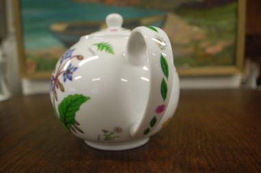 (n-7091) P.R.C taimedega teekann