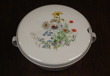 (n-7104) Bavaria Jaeger & Co, aasalilledega-taimedega tirin