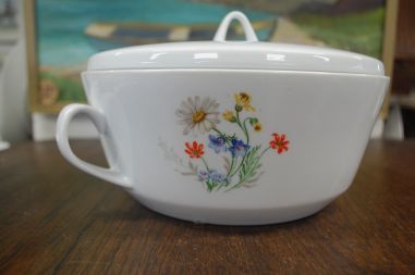 (n-7104) Bavaria Jaeger & Co, aasalilledega-taimedega tirin