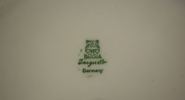 (n-7104) Bavaria Jaeger & Co, aasalilledega-taimedega tirin