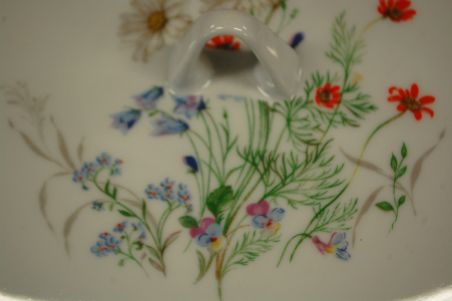 (n-7104) Bavaria Jaeger & Co, aasalilledega-taimedega tirin