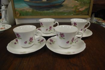 (n-7105/3) NB Form Und Design, kannikestega kohvitassid-taldrikud, 4tk