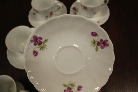 (n-7105/3) NB Form Und Design, kannikestega kohvitassid-taldrikud, 4tk