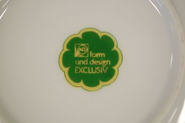 (n-7105/3) NB Form Und Design, kannikestega kohvitassid-taldrikud, 4tk