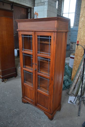 (L-688) Puhvetkapp, veinikapp 2