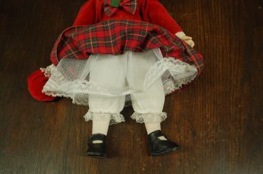 (n-7116) Promenade, kollektsioonnukk "Charlotte" nr. 9436Z