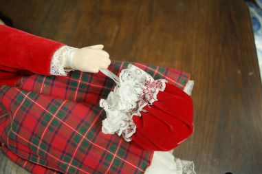 (n-7116) Promenade, kollektsioonnukk "Charlotte" nr. 9436Z