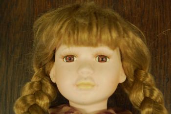 (n-7117) Kollektsioonnukk 2