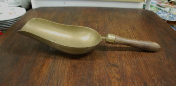 (n-7125) Suur metallist kühvel 2