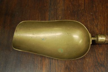 (n-7125) Suur metallist kühvel