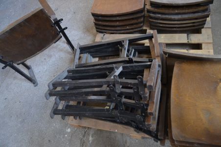 (L-696) Vanad kinosaali või teatritoolid, 4 istmega komplekt