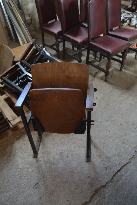 (L-696) Vanad kinosaali või teatritoolid, 4 istmega komplekt
