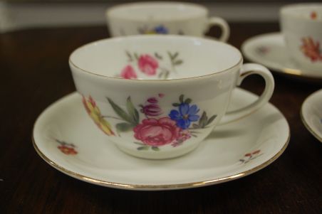 (n-7137/3) BM, C.W.S, lillelised kohvitassid-taldrikud, 4tk