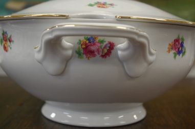 (n-7139) Bavaria, Seltmann Weiden Inka, lilleline ririn