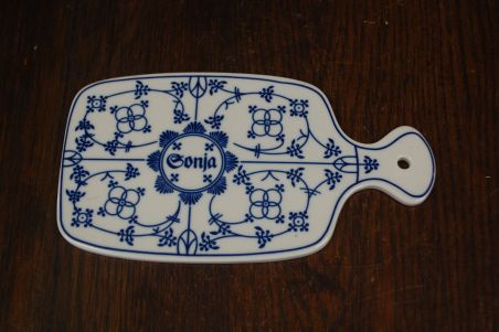 (n-7147) Õlelillemustriga lõikelaud "Sonja"