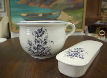 (n-7156/2) Delft Art, pissipott ja kaanega toos