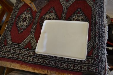 (n-7160)  Lõikelaud või juustualus, keraamika