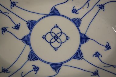 (n-7164/2) Kalk Eisenberg, õlelillemustriga kauss-vaagen, 1tk