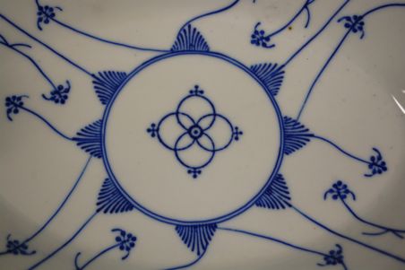 (n-7164/2) Kalk Eisenberg, õlelillemustriga kauss-vaagen, 1tk