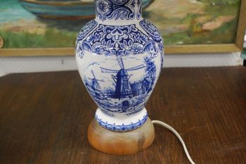 (n-7166) Veskiga suurem laualamp 2