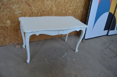 (L-701) Valge diivanilaud