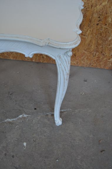 (L-701) Valge diivanilaud