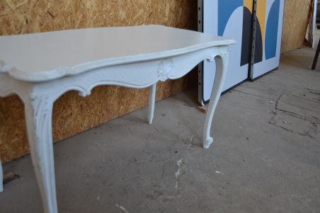 (L-701) Valge diivanilaud