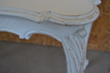 (L-701) Valge diivanilaud