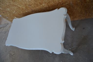 (L-701) Valge diivanilaud