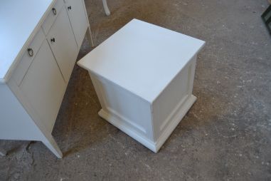 (L-705) valge kast, laud