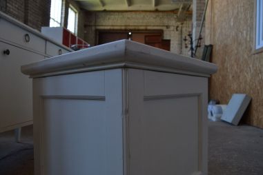 (L-705) valge kast, laud