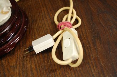 (n-7180) Giuseppe Armani, laualamp "Mära ja varss"